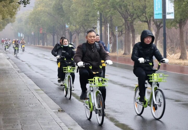 環(huán)五山歡樂騎行熱力開啟，數百人雨中欣賞沿途景致